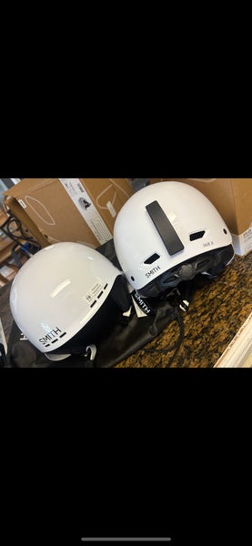 Smith Holt Helmet (New) youth !