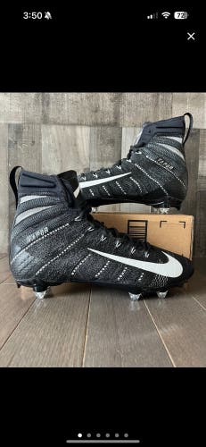 Nike Vapor Untouchable Flyknit Black White Men's Size 10.5 Football Cleats