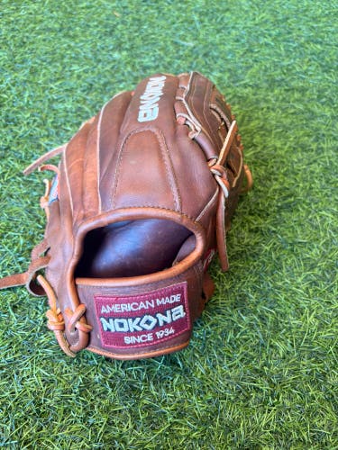 2024 Nokona RH Pitcher's W-1200 Baseball Glove 12" (Used)