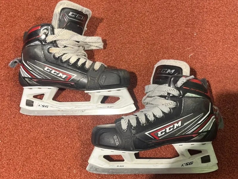 CCM Jetspeed FT480 Hockey Goalie Skates | Intermediate 5.5 | Regular
