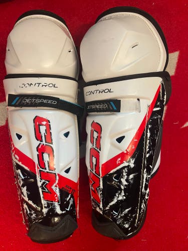 CCM JetSpeed Shin Pads