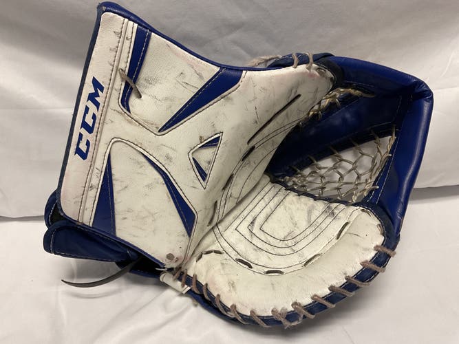 CCM Revolution 577 Regular (Used)