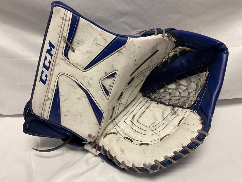 CCM Revolution 577 Regular  (Used)