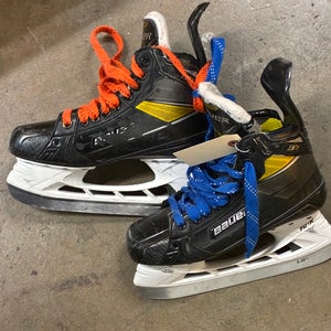 Intermediate Bauer Supreme 3S Pro Hockey Skates Size 5 (Used)
