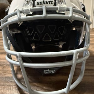 Large Youth Vengeance A11 Helmet (Used)