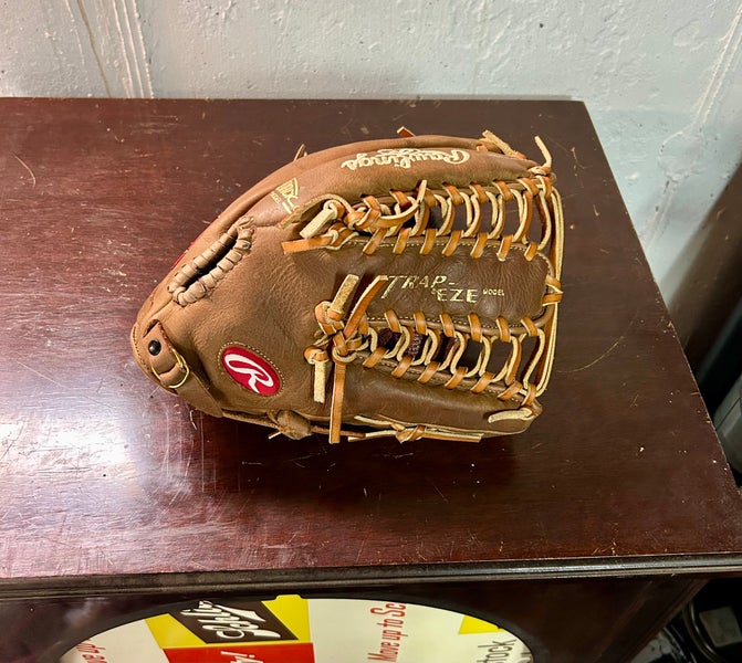 Rawlings RHT Outfield Baseball Glove 12.75" (Used)