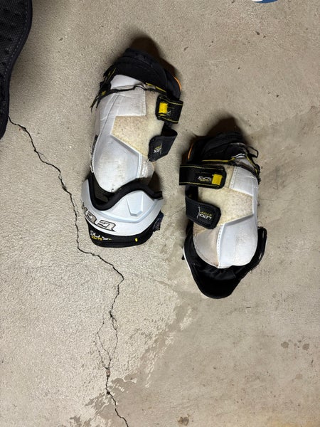 CCM Elbow Pads