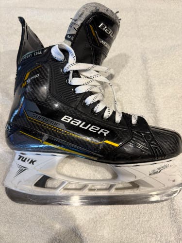 Bauer Supreme M5 Pro Hockey Skates 7 (Used)