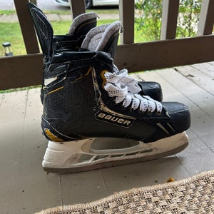 Bauer Supreme TotalOne NXG Hockey Skates Regular Width  9 (Used)