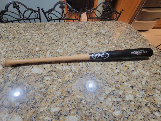 Rawlings Hard Maple Pro Bat 33" (Used)