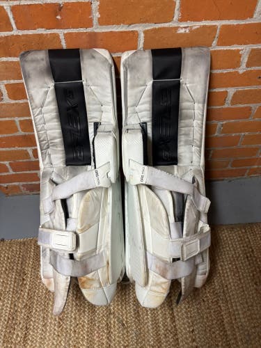 35"  CCM Eflex 6 Regular Goalie Full Set Pro Stock (Used)