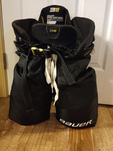 Intermediate Medium Bauer Supreme 3S Pro Hockey Pants (Used)