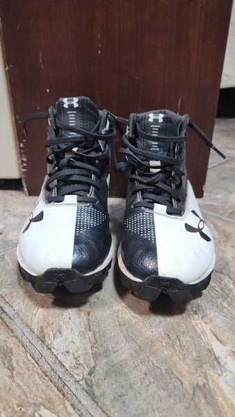 Black Kids Size M 5.5 (W 6.5) Youth Molded Cleats (Used)