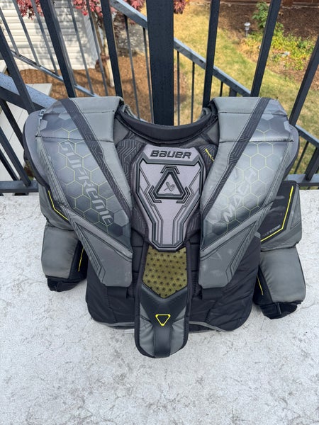 Bauer Supreme Mach Goalie Chest