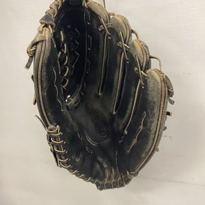 Used Wilson A2000 BB/SB Glove RH Throw Black 13" 11851-S000036062