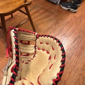 44 Pro RH First Base Signature Series Baseball Glove 12.5" (New)