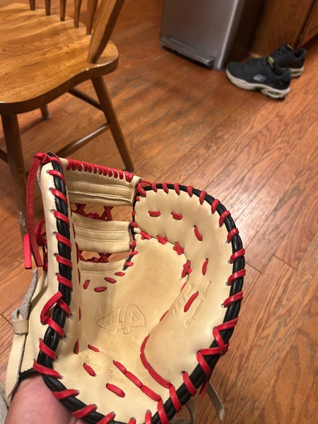 44 Pro RH First Base Signature Series Baseball Glove 12.5" (New)