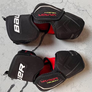 Intermediate Medium Bauer Vapor 3x Elbow Pads (Used)
