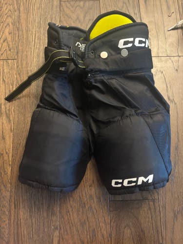 Large Youth CCM Tacks AS-V Pro Hockey Pants (Used)