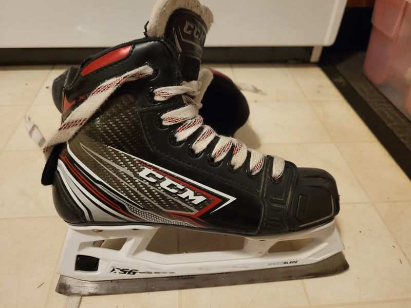 CCM JetSpeed Hockey Goalie Skates Regular Width Size 3 (Used)