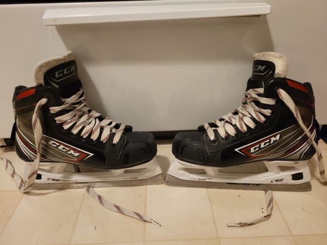 CCM JetSpeed Hockey Goalie Skates Regular Width Size 3 (Used)