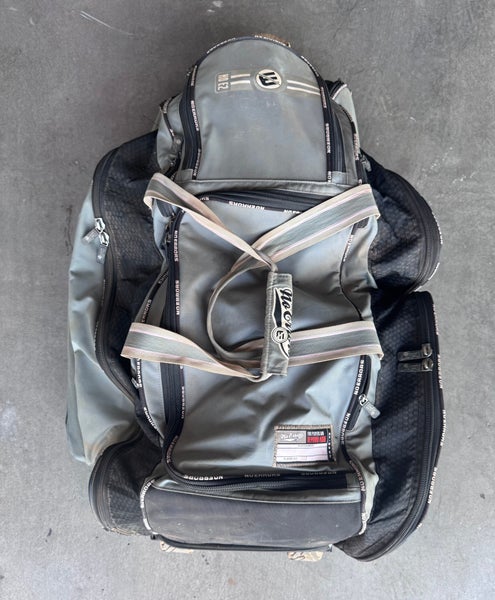 NO E2 Catcher's Bag (Used)