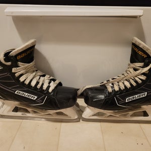 Bauer Supreme S170 Hockey Goalie Skates Regular Width Size 2 (Used)