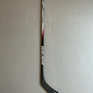 New Senior Bauer Vapor League Left Handed Pro Stock Hockey Sticks 77 Flex P28