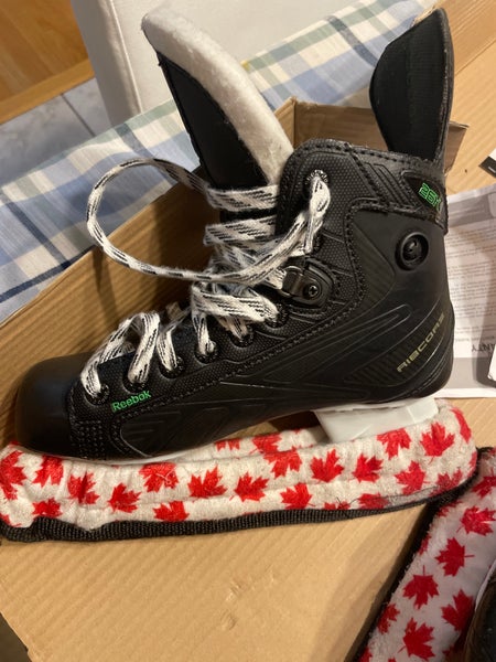 2013 Reebok 26K Pump Hockey Skates Regular Width Size 4 (Used)