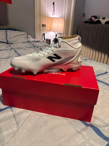 White Men's Size M 10.0 (W 11.0) Adult New Balance High Top Freeze 4.0 Molded Cleats (New)