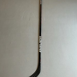 New 77 Flex P88 Senior Bauer Vapor League Right Hand Pro Stock Hockey Stick