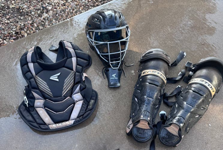 Easton Gametime Catcher's Set (Used)