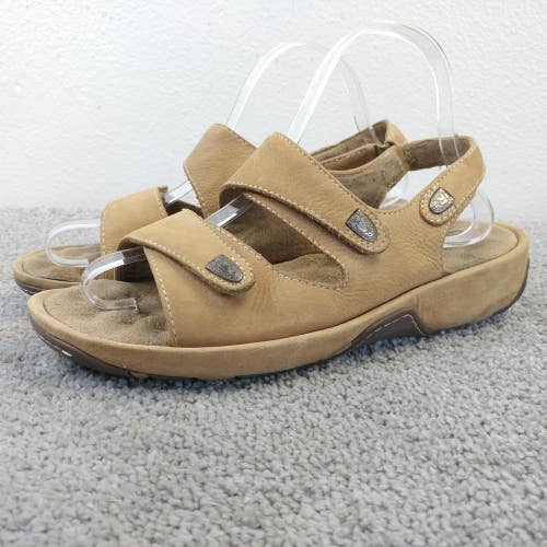SoftWalk Bolivia Sandals Womens Size 8.5 W Shoes Adjustable Slip On Brown