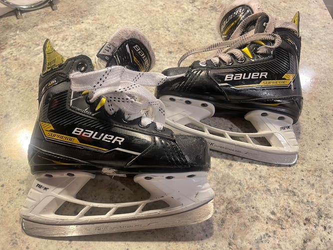 Bauer Supreme M4 Hockey Skates 11.5 (Used)