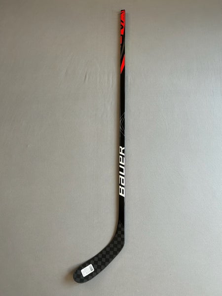 New 95 Flex P28 Senior Bauer Vapor League Right Hand Pro Stock Hockey Stick