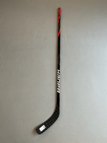 New 95 Flex P88 Senior Bauer Vapor League Right Hand Pro Stock Hockey Stick