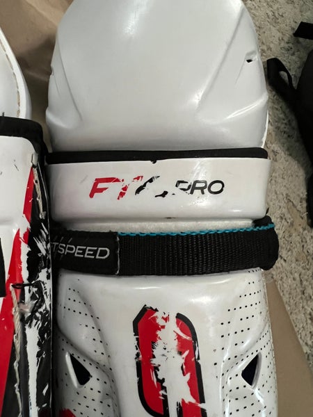 Intermediate CCM Jetspeed ft6 pro 13" Shin Pads (Used)