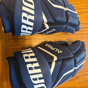 Warrior Alpha LX2 11” Hockey Glove