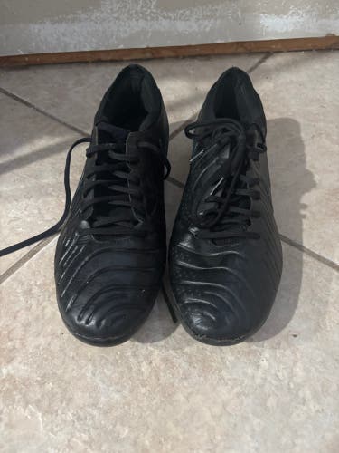 Black Men's Size M 9.5 (W 10.5) Nike Cleats (Used)
