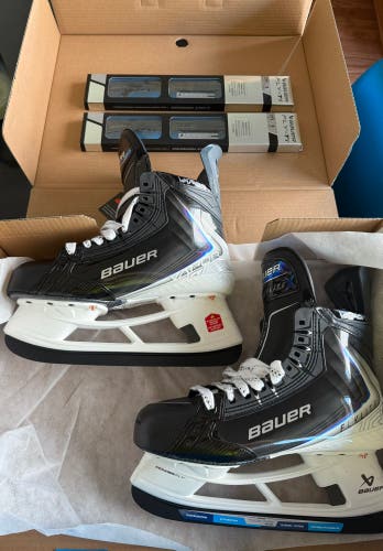 2025 Bauer Vapor Flylite Hockey Skates 8.5 (New)