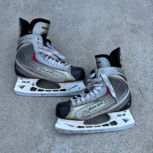 Bauer Vapor X30 Hockey Skates Regular Width 9 (Used)