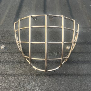 Titanium straight bar goalie cage