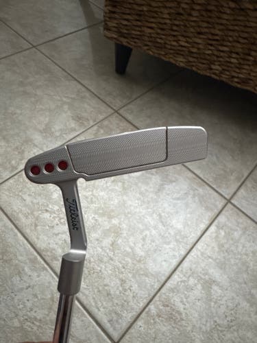 Gray Unisex Scotty Cameron Select Newport 2 Blade Right Handed Putter Uniflex 35" (Used)