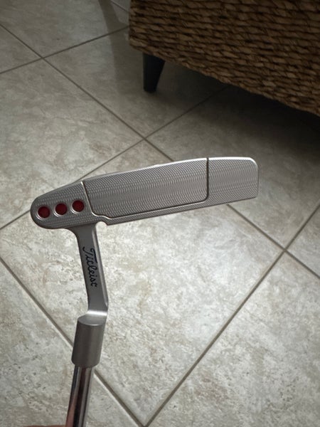 Gray Unisex Scotty Cameron Select Newport 2 Blade Right Handed Putter Uniflex 35" (Used)