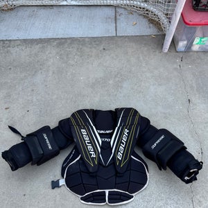 Small Bauer Supreme S170 Goalie Chest Protector (Used)