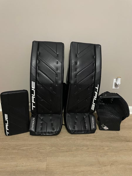 33" 2025 True Hzrdus 7X4 Regular Goalie Full Set (Used)