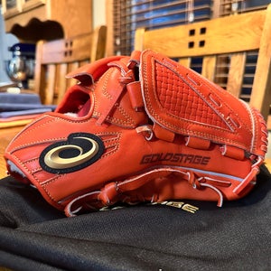 Rare Japanese ASICS Gold Stage glove
