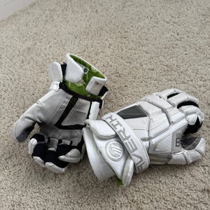 Maverik M5 Lacrosse Gloves Large (Used)