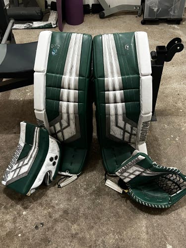 Vaughn Velocity VE8 Goalie Full Set