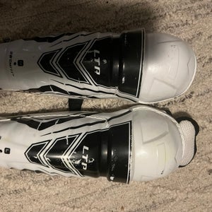 CCM Youth Shin Guards